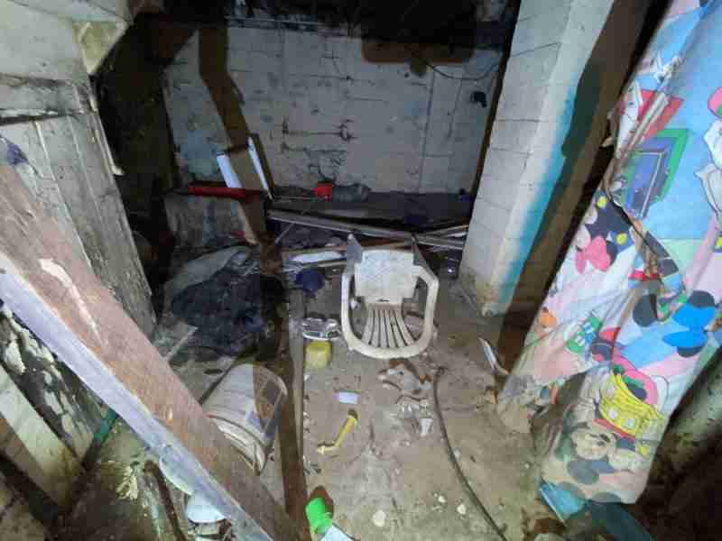 14475 Robson (6).jpg